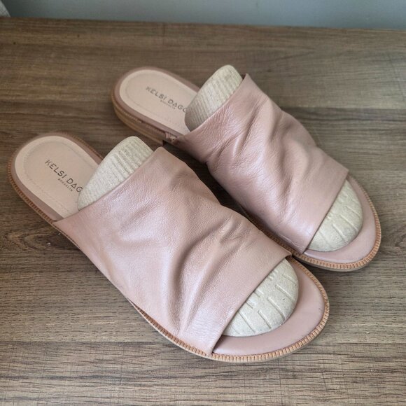 EUC KELSI DAGGER BROOKLYN NUDE SUPER SOFT LEATHER SANDALS SIZE 9.5 - Picture 3 of 16